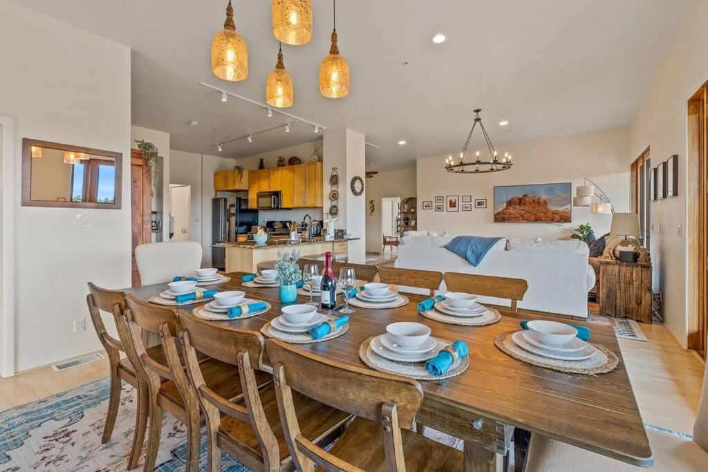 Close To Fresh Creek! Sleeps 12 ~ Amazing Views W/Serene Open Space ~ Hot Tub + Game Room ~ Trails Outside Sedona Eksteriør bilde