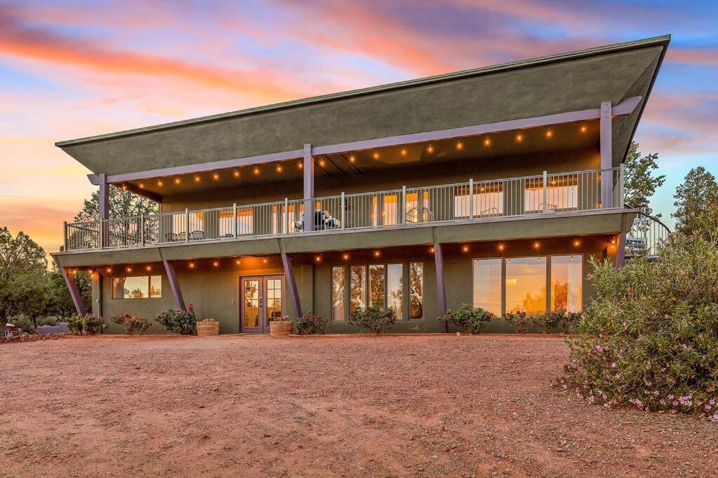 Close To Fresh Creek! Sleeps 12 ~ Amazing Views W/Serene Open Space ~ Hot Tub + Game Room ~ Trails Outside Sedona Eksteriør bilde