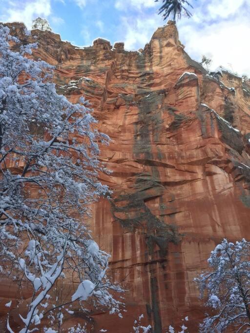 Close To Fresh Creek! Sleeps 12 ~ Amazing Views W/Serene Open Space ~ Hot Tub + Game Room ~ Trails Outside Sedona Eksteriør bilde